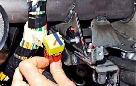How to remove the car interior heater ilya Nissan Almera
