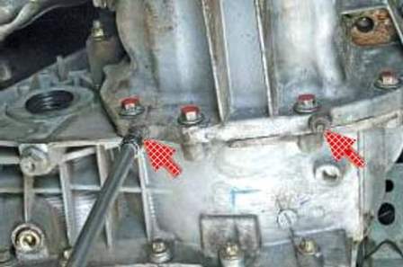 Заміна прокладки піддону двигуна Рено Дастер