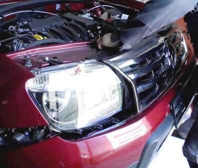 Removing and installing Renault Duster bumpers