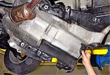 Зняття механізму управління КПП Renault Duster