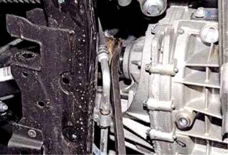 Desmontaje y reparación de transmisiones delanteras Renault Duster