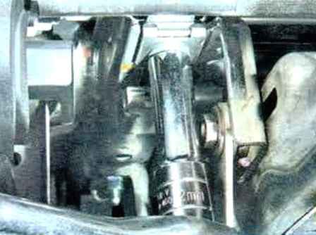 How to remove the Mazda 6 steering column