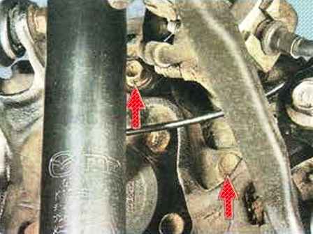 Repair of rear wheel brake mechanisms Mazda 6