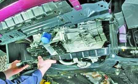Зняття та ремонт компресора кондиціонера Hyundai Solaris