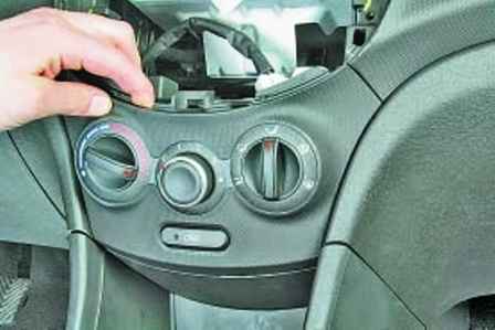 Заміна елементів кондиціювання автомобіля Hyundai Solaris