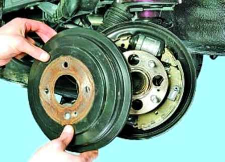 How to replace a Hyundai Solaris rear wheel hub