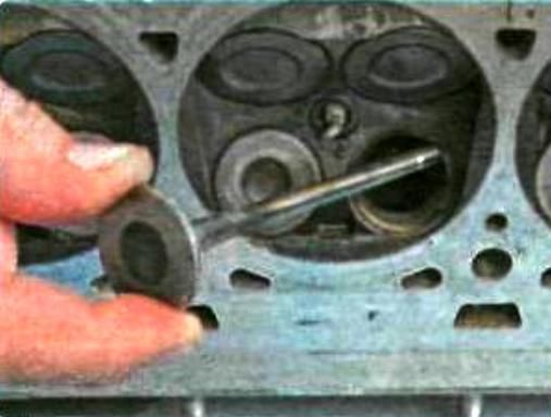 Renault Duster cylinder head repair