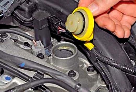 Замена масла и фильтра двигателя Renault Duster