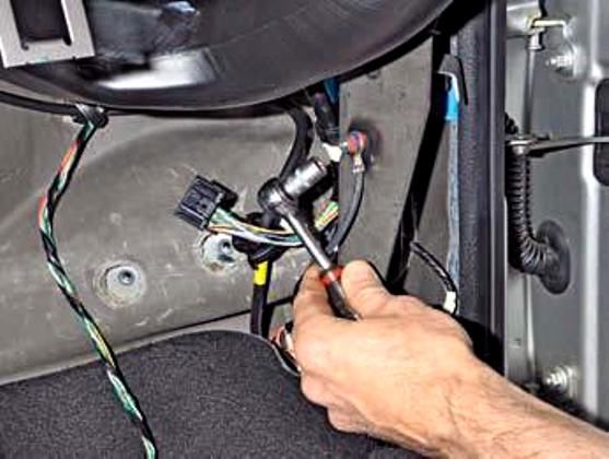 How to remove the Nissan Almera interior heater