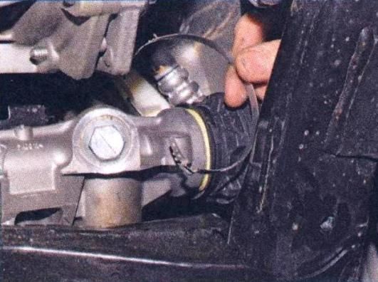Снятие элементов рулевого управления Renault Duster