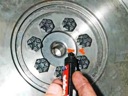 Reemplazo retenes aceite cigüeñal K4M Nissan Almera