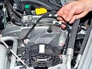 K4M Nissan Almera электр станциясының тіректерін ауыстыру