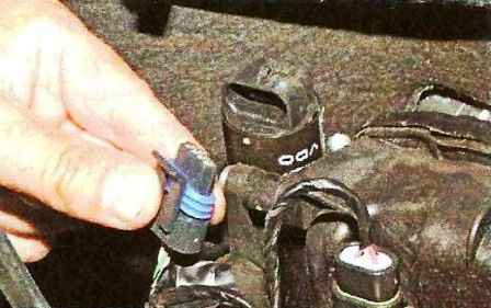 How to replace Nissan Almera's idle speed controller