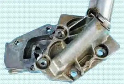 Desmontaje y reparación de bomba de aceite K4M Nissan Almera