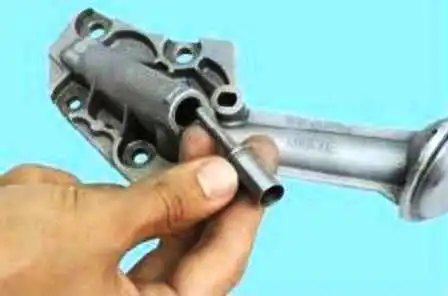 Desmontaje y reparación de bomba de aceite K4M Nissan Almera