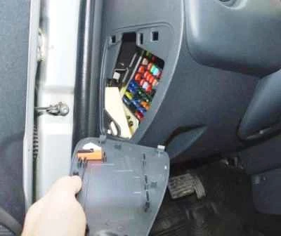Сақтандырғыштар мен релелер Nissan Almera 