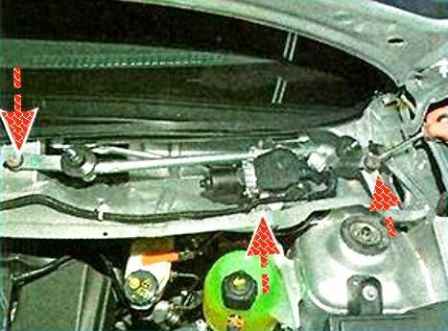 Extracción mecanismo limpiaparabrisas Nissan Almera