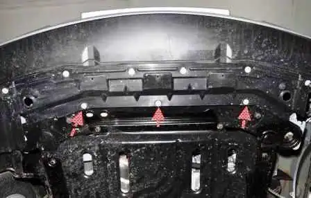 Removing the bumpers of a Nissan Almera