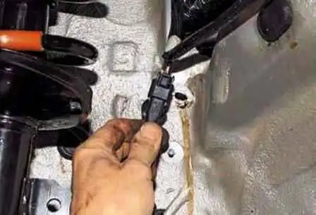 Снятие и установка элементов ABS автомобиля Ниссан Альмера
