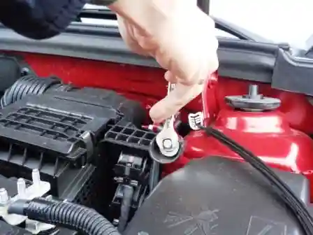 Replacing elements of the air and cabin filter of Renault Arkana