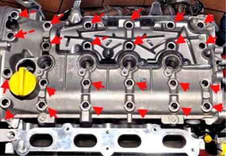 Removing the Renault Duster engine cylinder head cover