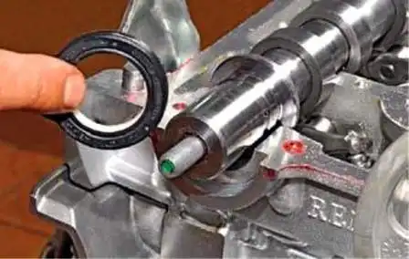 Removing camshafts and hydraulic bearings for Renault Duster valves