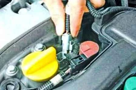 Снятие и установка двигателя Renault Duster