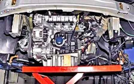 Снятие и установка двигателя Renault Duster