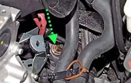 Removing ECU and ECM from Renault Duster