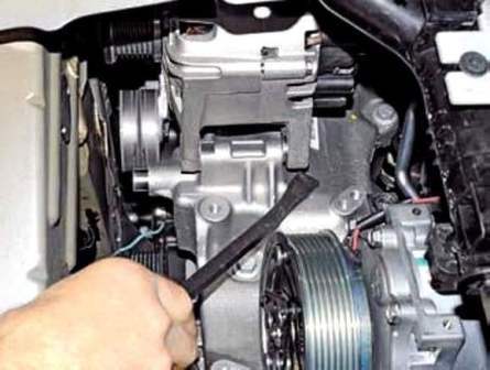 Extracción y reparación del generador Renault Duster