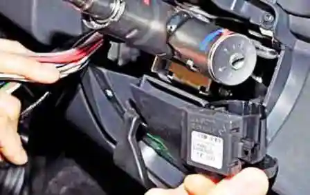 Замена катушки иммобилайзера Renault Duster Замена катушки иммобилайзера Renault Duster