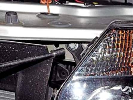 Заміна ламп та освітлювальних приладів Renault Duster