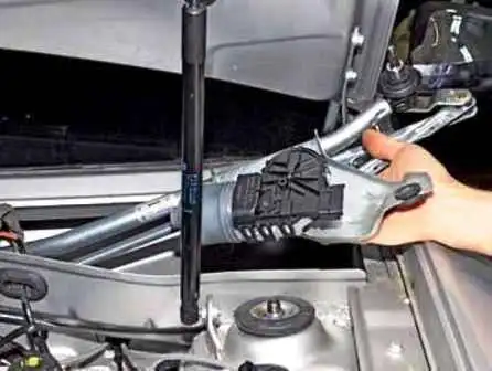 Cómo reparar limpiaparabrisas Renault Duster
