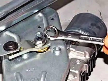 Cómo reparar limpiaparabrisas Renault Duster