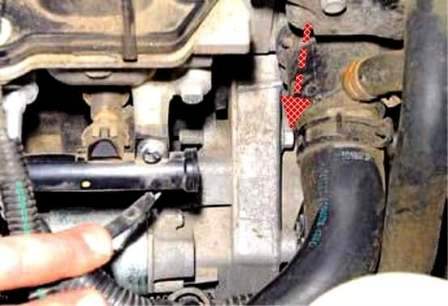 Снятие и ремонт стартера Renault Duster