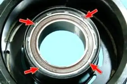 Extracción y reparación de compresor de aire acondicionado Renault Duster