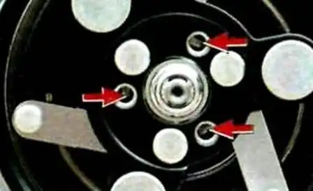 Desmontaje y reparación de compresor de aire acondicionado Renault Duster