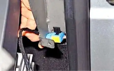 Cómo quitar tablero Renault Duster