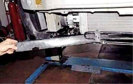 Removing the Renault Duster subframe