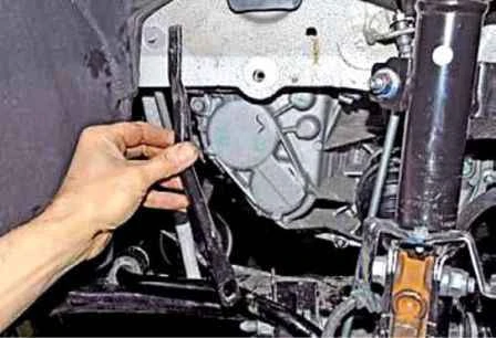 Removing the Renault Duster subframe