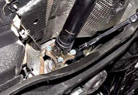 Replacing Renault Duster cardan transmission