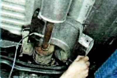 Extracción y ajuste de accionamiento para transmisión automática Renault Duster
