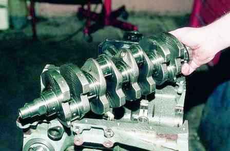 Desmontaje del motor VAZ-2112
