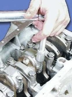 Cómo montar un motor VAZ-2112