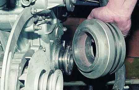 Cómo desmontar el motor ZMZ-402