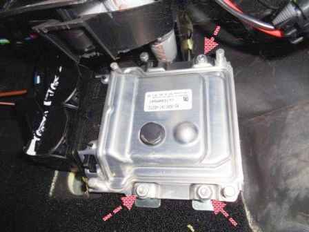 Assignment and replacement of the ECM with electronic gas pedal VAZ-2123