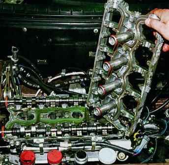 Removing and installing the cylinder head of the VAZ-2112 engine