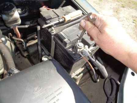 Assignment and replacement of the ECM with electronic gas pedal VAZ-2123