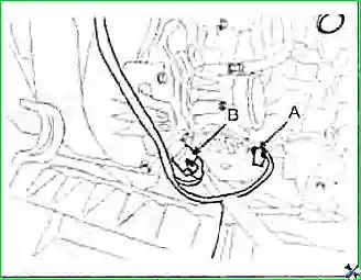 Снятие и установка двигателя G 2.0–2.4 DOHC