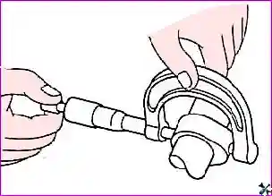 Ремонт головки блока цилиндров двигателя G 2.0-2.4 DOHC
